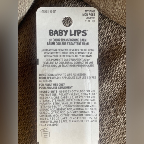 Maybelline's 'Baby Lips' Glow Lip Balm - My Pink, mon rose #01 - Picture 5 of 13